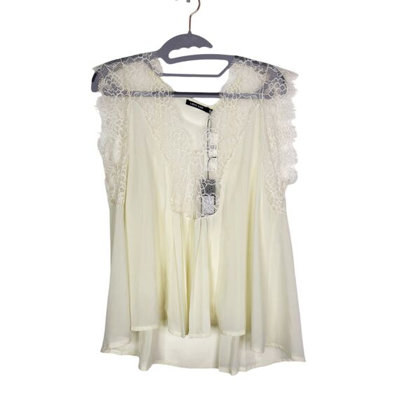Anthropologie Top Womens XS Lemonade Pale Yellow LOVE SAM Pleated Lace‎ Cottage - Picture 2 of 8